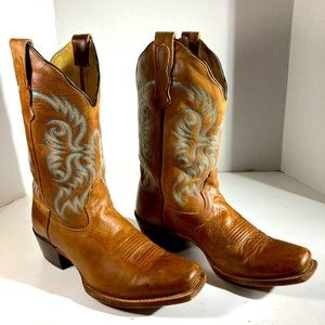 Nocona Women’s Burnished Brown Cowhide Half MoonToe Western Boots